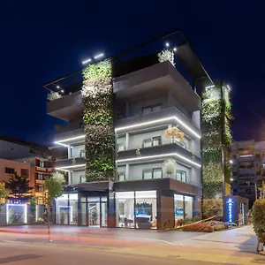 Moncafe Boutique & **** Tirana